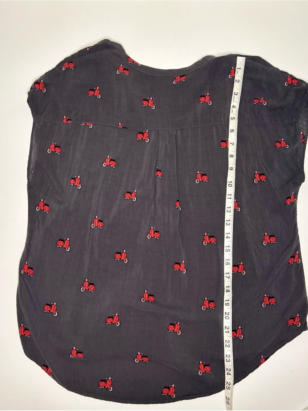 Torrid Grey Red Vespa Scooter Challis Dolman Blouse Top 00 - Picture 6 of 6